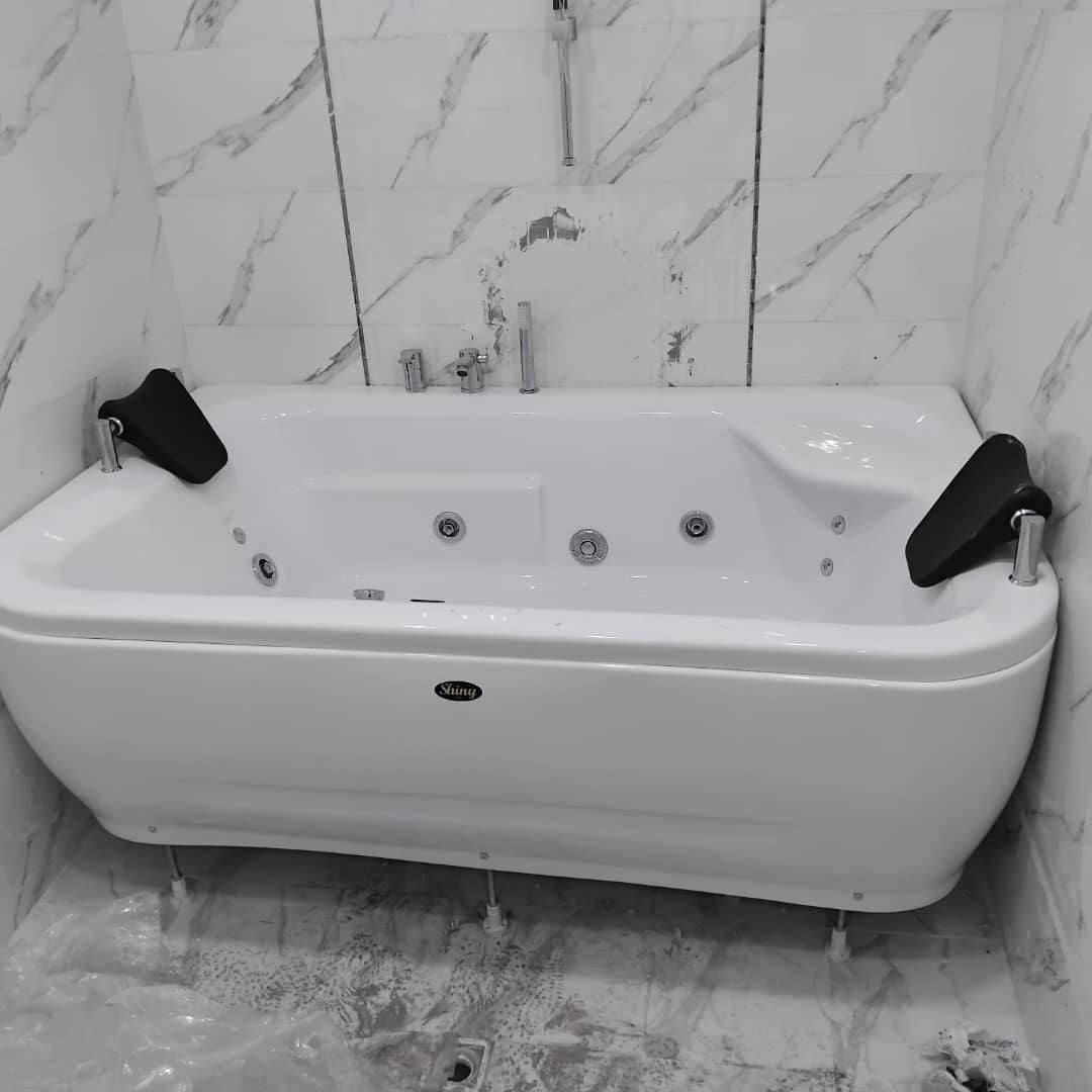نمای کامل جکوزی دو نفره شاینی مدل N-JA018